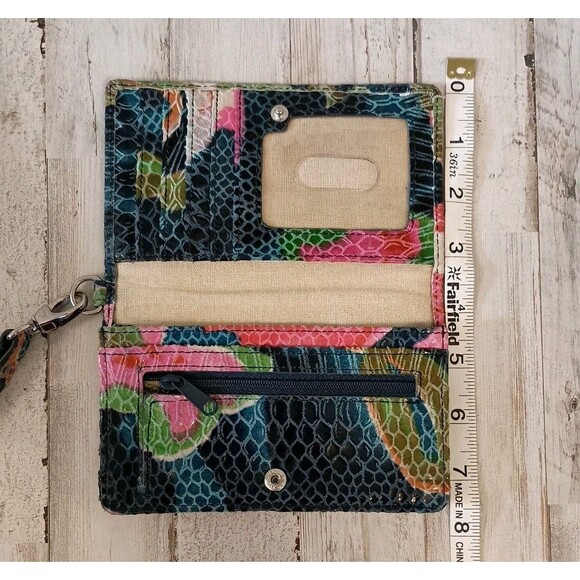 HOBO INTERNATIONAL Leather Wristlet Wallet Tropical Reptile Print - Picture 15 of 16